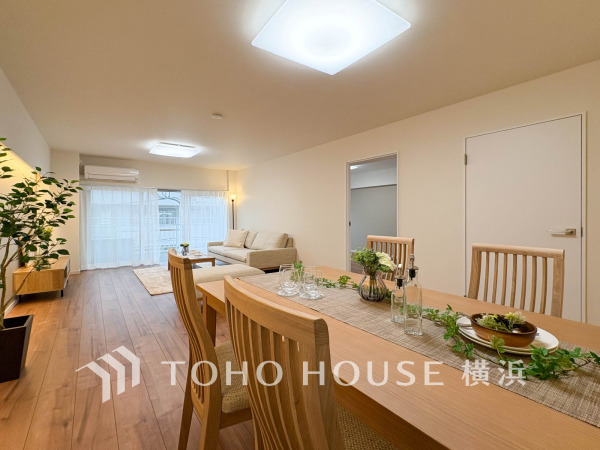 ここから始まる「日常」はご家族にとって大切で貴重な時間。少しでも豊かに、少しでも快適に。そんな想いを大切にした本邸宅は、これから先のお住まいをきっと支えてくれるはずです。