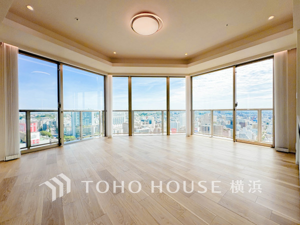 ご家族やお友達との時間など、多くの時を刻む空間。何気なく過ぎる時でさえも上質なひと時となる快適な空間を目指して。