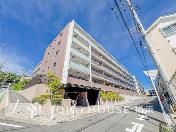 流行に左右されず、将来にわたって価値が継続する「上質」な佇まい。おしゃれな雰囲気や自然の潤い、親しみやすさといった個性を、街に新たな価値をもたらし続ける。