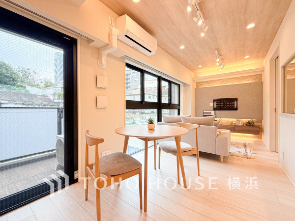 上質な時間を育む暮らしのメインステージ。寛ぎとコミュニケーションを育む居心地のよい場所。