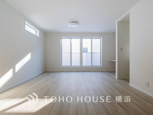 LDKは広々した18帖の大空間。家族やお客様との時間など、多くの時を刻む空間。何気なく過ぎる時でさえも上質なひと時となる快適な空間を目指して