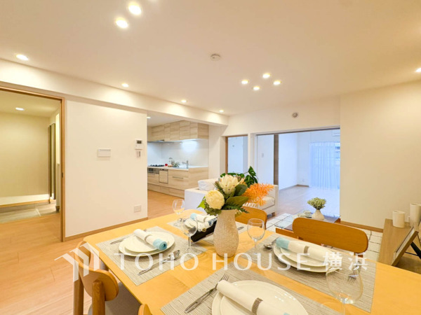 表現された空間は豊かな光と風を纏い、暮らしの時間を豊かにしてくれます。デザインされた空間や建物設備も大切な時間を彩ってくれることでしょう。