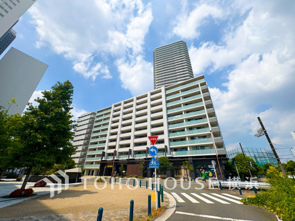 流行に左右されず、将来にわたって価値が継続する「上質」な佇まい。おしゃれな雰囲気や自然の潤い、親しみやすさといった個性を、街に新たな価値をもたらし続ける。