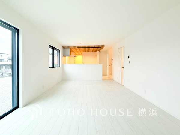 ご家族やお客様との時間など、多くの時を刻む空間。何気なく過ぎる時でさえも上質なひと時となる快適な空間を目指して。