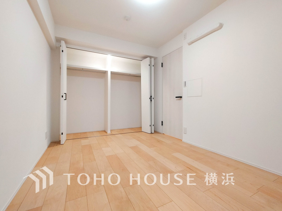 1日の疲れを癒し、心地よく寛げるようゆったりとした広さを確保しています。プライベートタイムをより優雅に穏やかに…。落ち着いた雰囲気を紡ぎます。