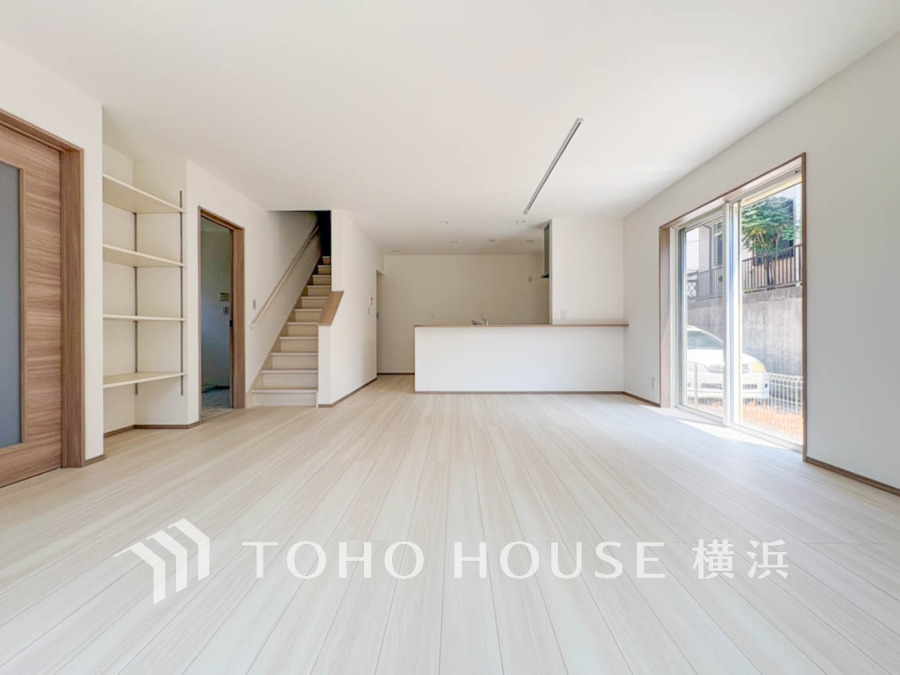 ここから始まる「日常」はご家族にとって大切で貴重な時間。少しでも豊かに、少しでも快適に。そんな想いから生まれた本邸宅は、これから先のお住まいをきっと支えてくれるはずです。