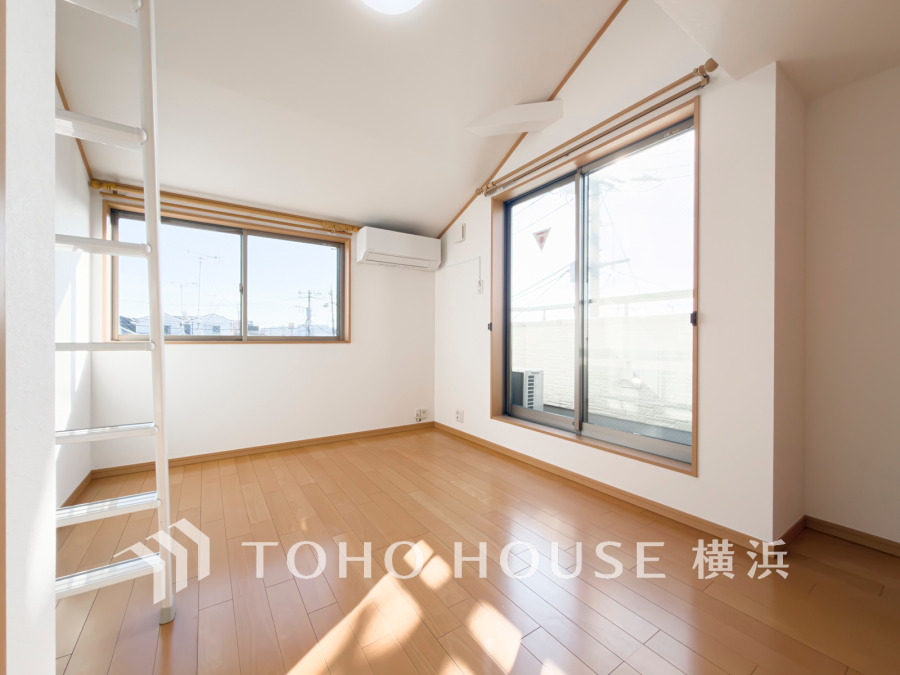 空間演出に拘り整然とセンス良く纏められた室内は最高の癒し空間でなければなりません。そこで暮らす方々のことを考え抜き、そして造りこんだ空間は極上の癒しを提供してくれます。