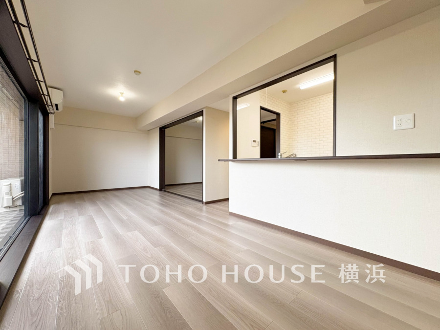 一日の中で多くの時間を過ごすことになる住まいだからこそ、いつも穏やかな空間であるように心掛けています。構成する建材などへの配慮が、住まう方の健康を守ります。