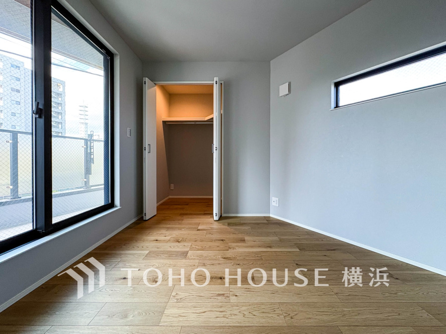 感性を育むプライベートルームはシンプルでスマートな空間。好みの空間で読書をしたり、音楽を聞いたりと一人の時間も充実したものにできます。