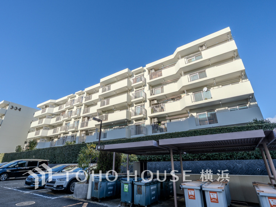 うららかな陽射しがどのお部屋にも降り注ぎますように、快適さを追求した間取設計。得難い立地環境での生活を恵みの豊かな永住の地へと変えてくれます。