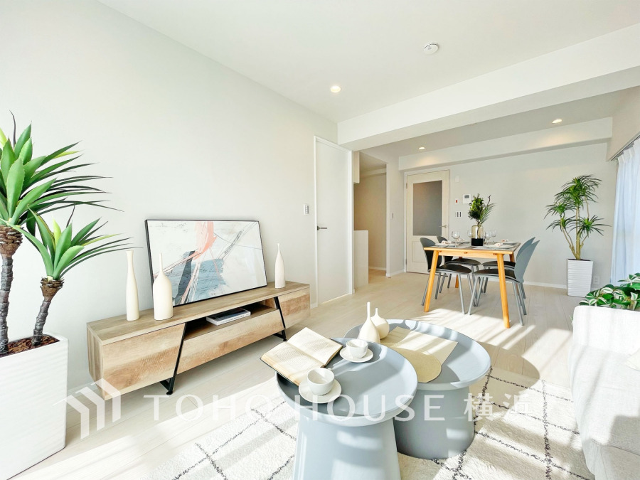 たくさんの想いが美しいカタチに彩られた時、そこにはひと時のくつろぎが生まれ、ゆっくりと愛着が育まれていきます。