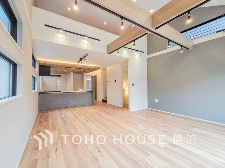 一日の中で多くの時間を過ごすことになる住まいだからこそ、いつも穏やかな空間であるように心掛けています。構成する建材などへの配慮が、住まう方の健康を守ります。