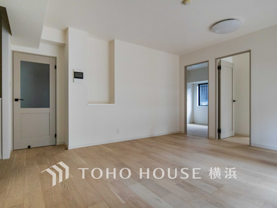 LDKは広々した大空間。家族やお客様との時間など、多くの時を刻む空間。何気なく過ぎる時でさえも上質なひと時となる快適な空間を目指して。