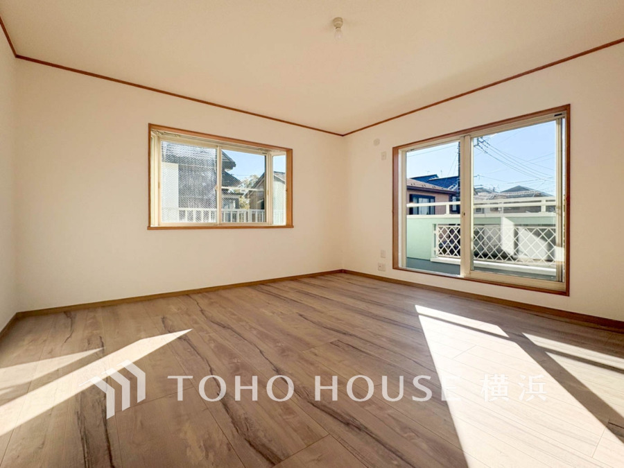 感性を育むプライベートルームはシンプルでスマートな空間。好みの空間で読書をしたり、音楽を聞いたりと一人の時間も充実したものにできます。