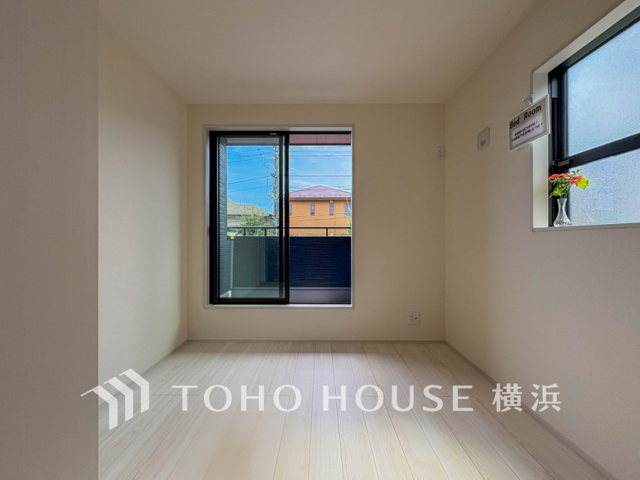 穏やかな寛ぎを届ける上質仕様のゆとりあるお部屋。自分時間を充実させながら心豊かにできるプライベート空間。