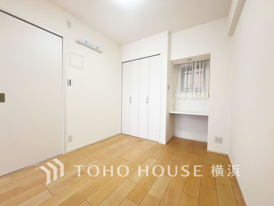 自分時間を充実させながら心豊かなひとときを過ごすための大切な空間。便利なカウンター付きです。
