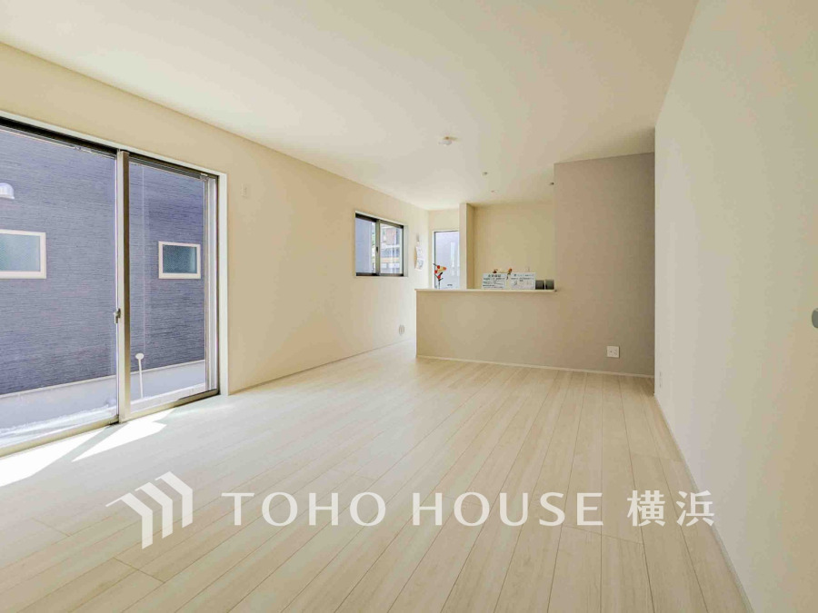 ご家族やお客様との時間など、多くの時を刻む空間。何気なく過ぎる時でさえも上質なひと時となる快適な空間を目指して。