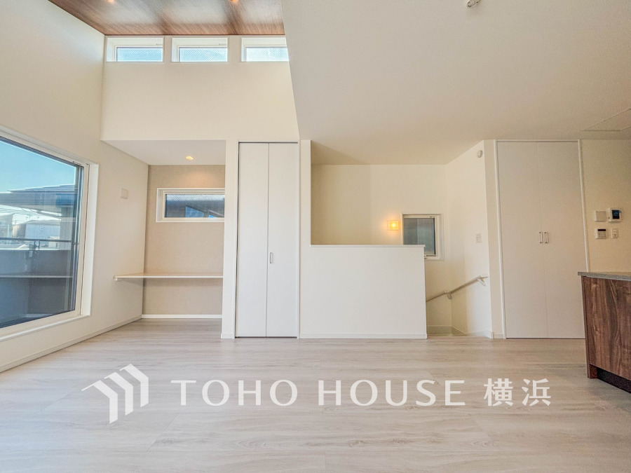 上質な時間を育む暮らしのメインステージ。寛ぎとコミュニケーションを育む居心地のよい場所。