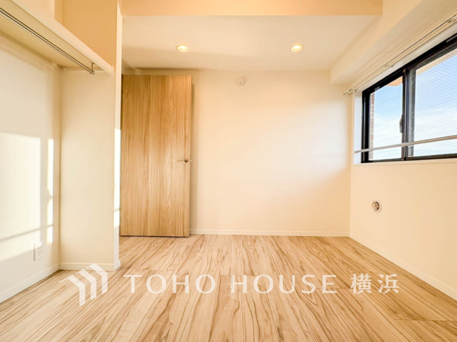 家族一人ひとりの大切なプライベート空間。趣味・感性で個性的に飾って頂けるようシンプルに仕上げてあります。自分時間を充実させながら心豊かなひとときを過ごすための大切な空間。