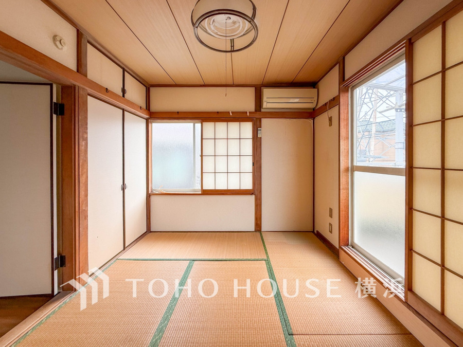 家族団らんのできる和の空間。お客様のおもてなしにも良さそうです。畳の香りに癒され、和の空間を感じることのできる落ち着きある一部屋です。