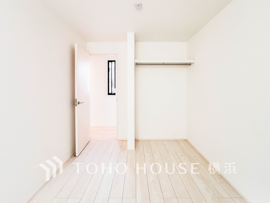 お客様の求める本当の“住み心地”とは何なのか。そのための一手間一工夫を惜しみません。街並みや周辺の環境に呼応しながら、美しく、そして毎日の暮らしを考慮した機能性の高い住まい。