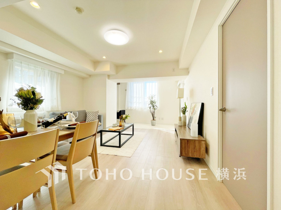 上質な時間を育む暮らしのメインステージ。寛ぎとコミュニケーションを育む居心地のよい場所。