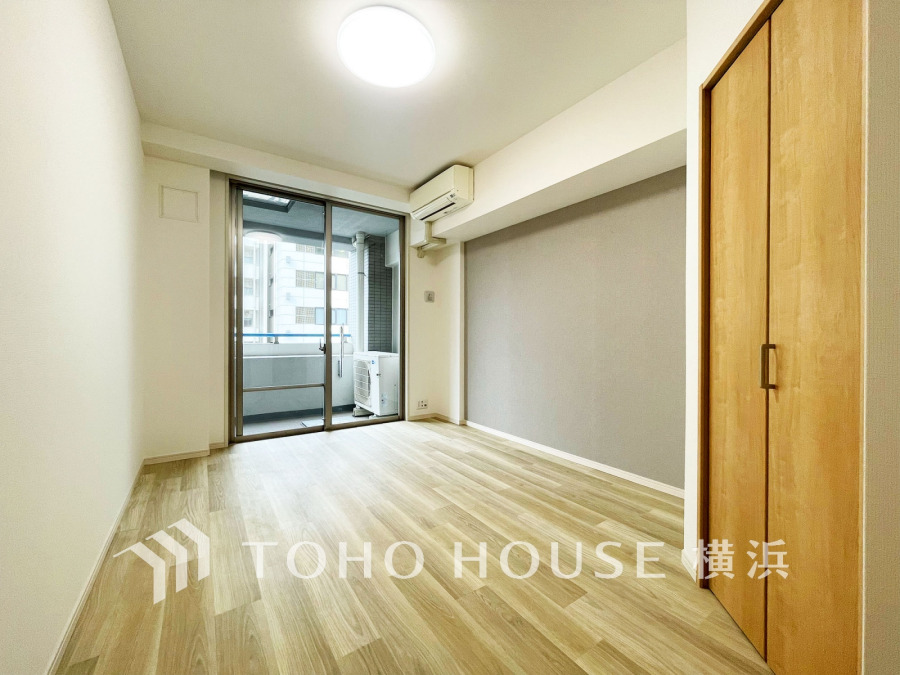 感性を育むプライベートルームはシンプルでスマートな空間。好みの空間で読書をしたり、音楽を聞いたりと一人の時間も充実したものにできます。