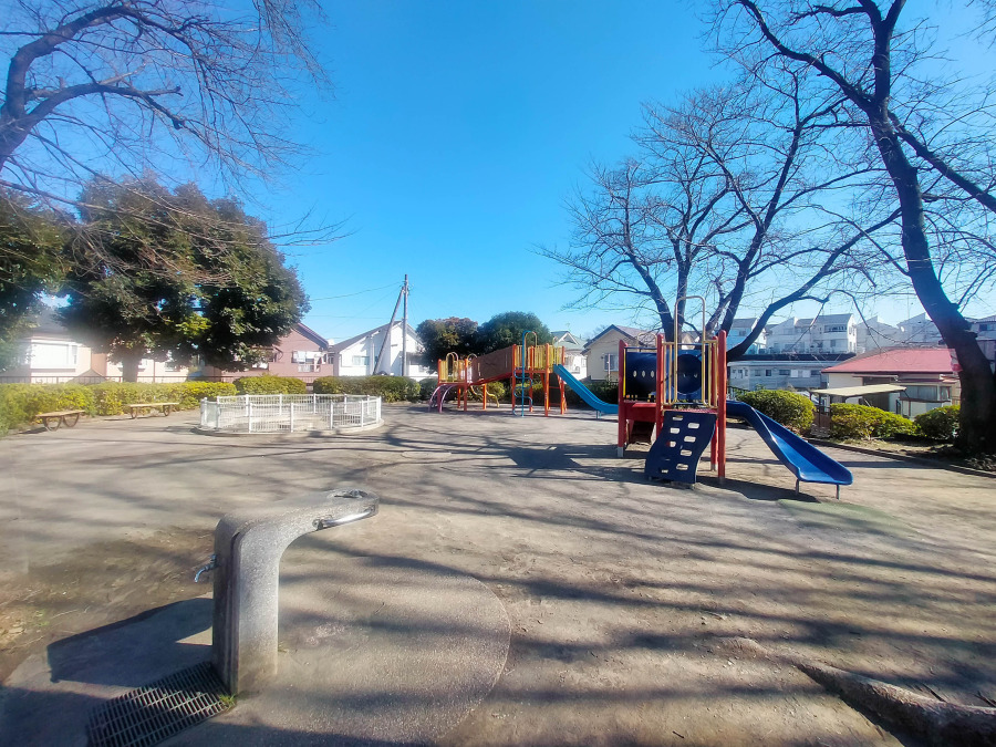 上永谷中里第二公園　約18ｍ