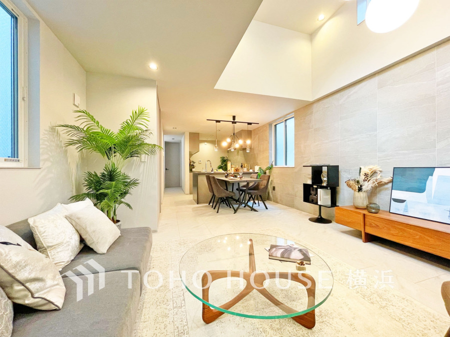 上質な時間を育む暮らしのメインステージ。寛ぎとコミュニケーションを育む居心地のよい場所。