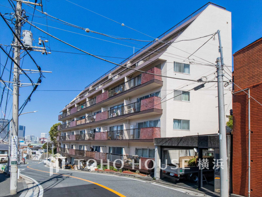 古くからの歴史感じる観光都市・横濱としての魅力溢れるエリア。穏やかさと上質と共に快適な暮らしを予感させてくれることでしょう。