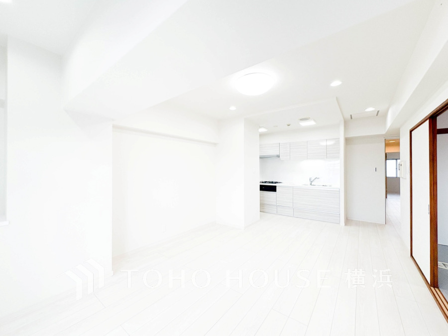 ご家族やお客様との時間など、多くの時を刻む空間。何気なく過ぎる時でさえも上質なひと時となる快適な空間を目指して。