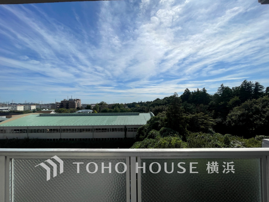 時の流れと共に装いを変える街の景観を独り占め。この街ならではの美しい風景を心ゆくまでお楽しみ下さい。
