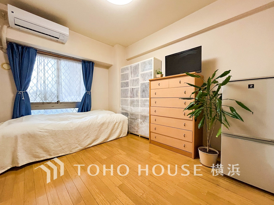 穏やかな風と陽光を導き、プライバシーに配慮された設計プランを採用し、居住性を一段と心地よいものにしています。明るく開放的な空間を演出しております。