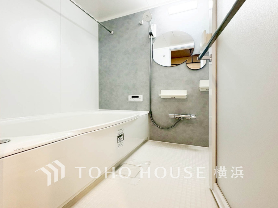 1日の疲れを取り心身を癒すことができる住まいの中のリラクゼーション空間、リラックスできるよう優しいカラーをチョイスしました。時を忘れるほどのんびりできる空間に。