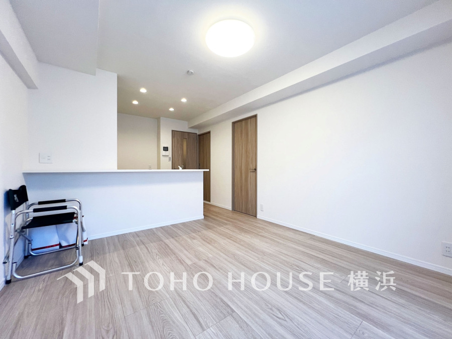 和やかで洗練された空間の演出。寛ぎとコミュニケーションを育む居心地のよい場所。