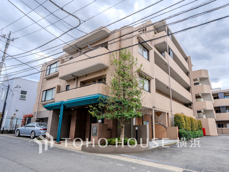 時間のゆとりと空間、爽やかな陽光がもたらす光と風を贅沢なまでに感じる暮らしが始まります。

