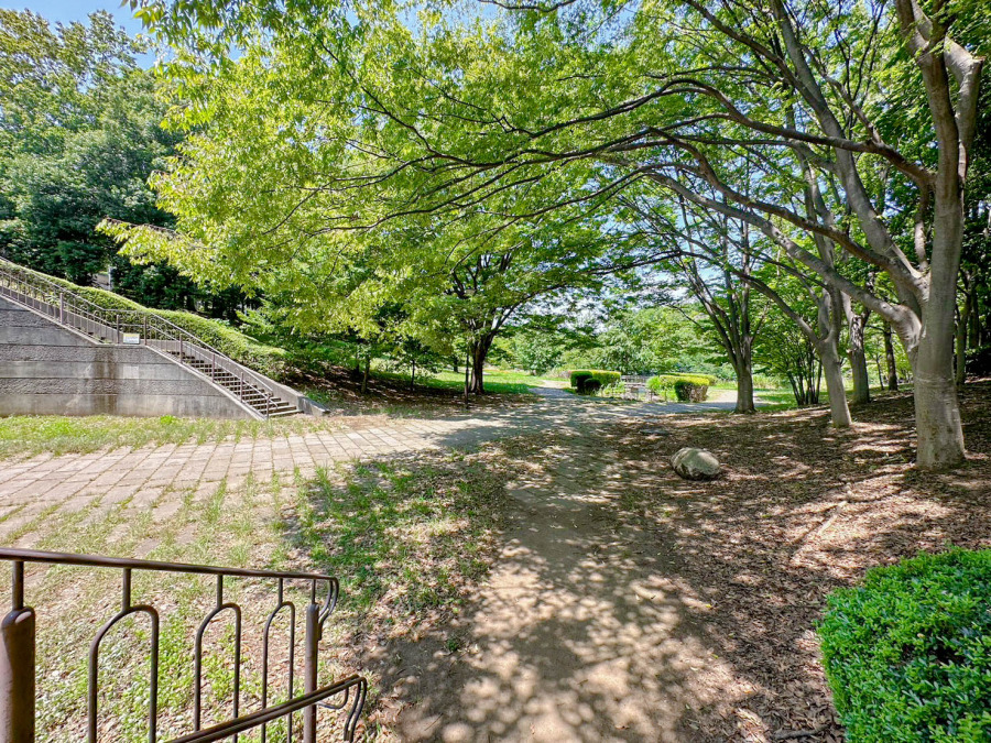 徳生公園　約350ｍ