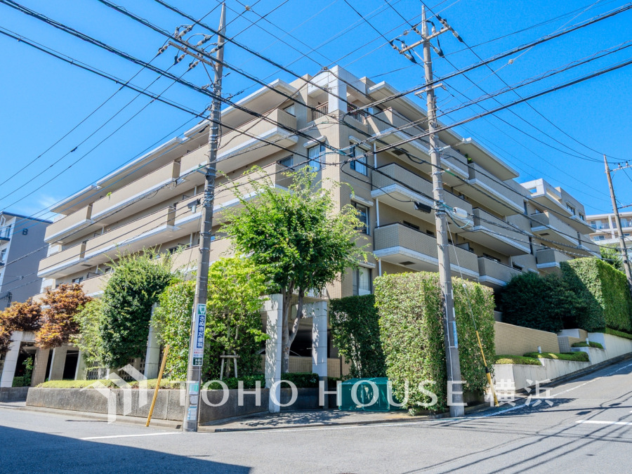 お買物施設や教育施設が身近な暮らしやすさが魅力の好立地。美しい街並み、閑静な住環境。
