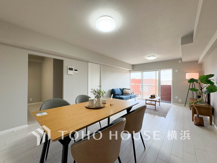 上質な時間を育む暮らしのメインステージ。寛ぎとコミュニケーションを育む居心地のよい場所。