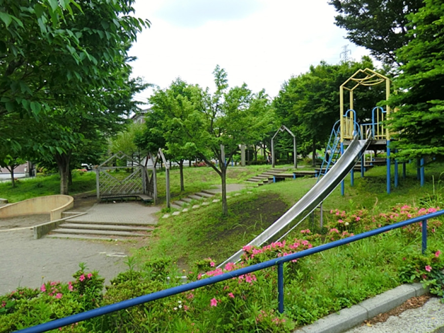 東山田やまびこ公園まで　約280ｍ