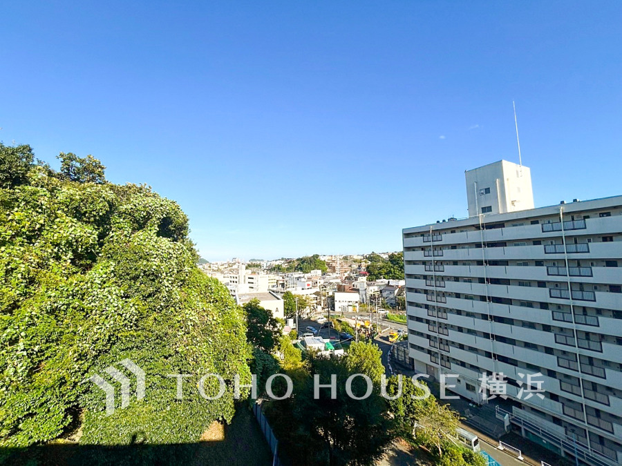 時の流れと共に装いを変える街の景観を独り占め。この街ならではの美しい風景を心ゆくまでお楽しみ下さい。