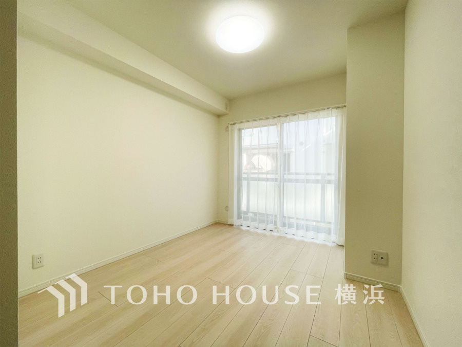 感性を育むプライベートルームはシンプルでスマートな空間。好みの空間で読書をしたり、音楽を聞いたりと一人の時間も充実したものにできます。