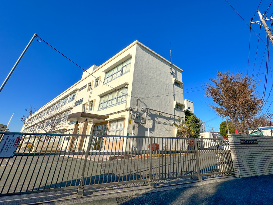 横浜市立今宿小学校まで　約600ｍ