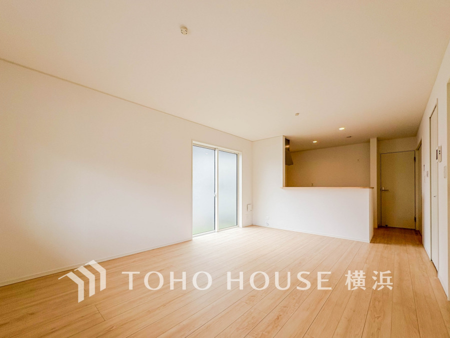 一日の中で多くの時間を過ごすことになる住まいだからこそ、いつも穏やかな空間であるように心掛けています。構成する建材などへの配慮が、住まう方の健康を守ります。