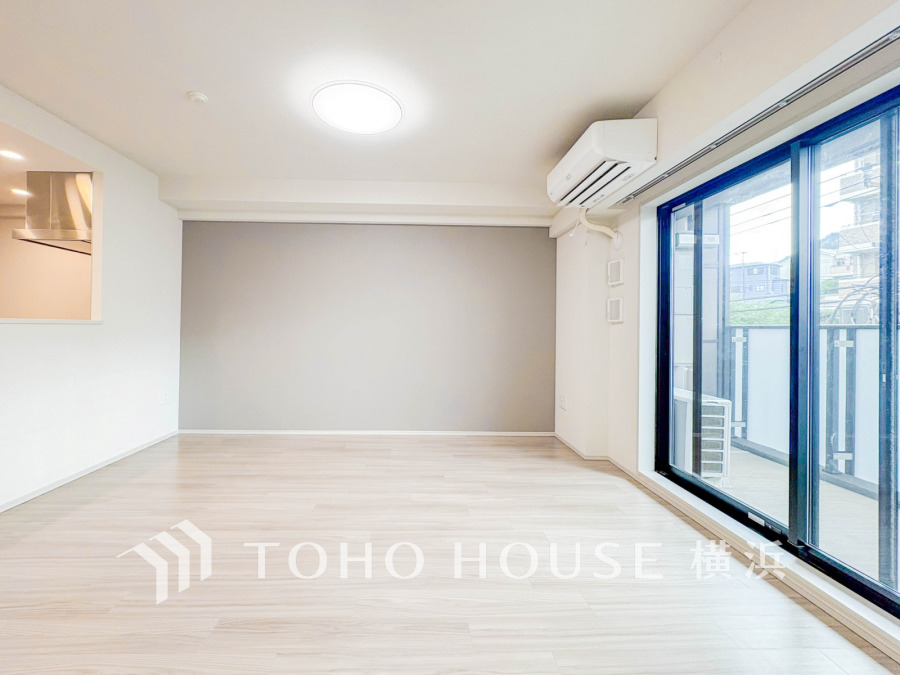 ご家族やお客様との時間など、多くの時を刻む空間。何気なく過ぎる時でさえも上質なひと時となる快適な空間を目指して。