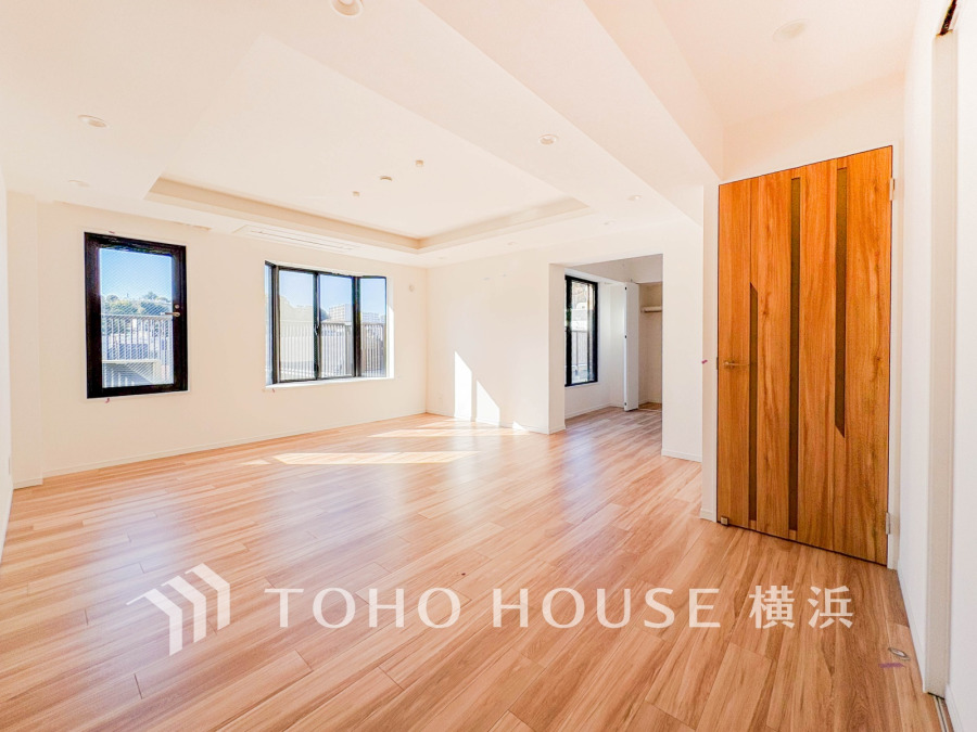 一日の中で多くの時間を過ごすことになる住まいだからこそ、いつも穏やかな空間であるように心掛けています。構成する建材などへの配慮が、住まう方の健康を守ります。