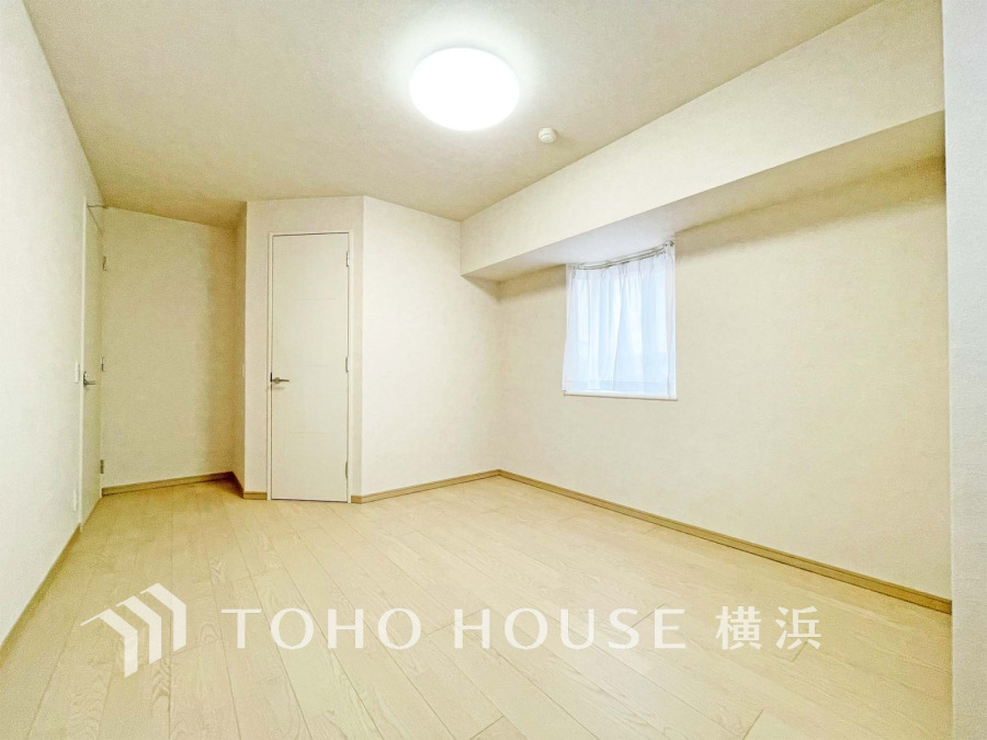 家族一人ひとりの大切なプライベート空間。趣味・感性で自由に演出できるよう、シンプルに仕上げた空間。暮らし心地を大きく左右する収納を、適材適所に配置し、使い勝手にも考慮しました。