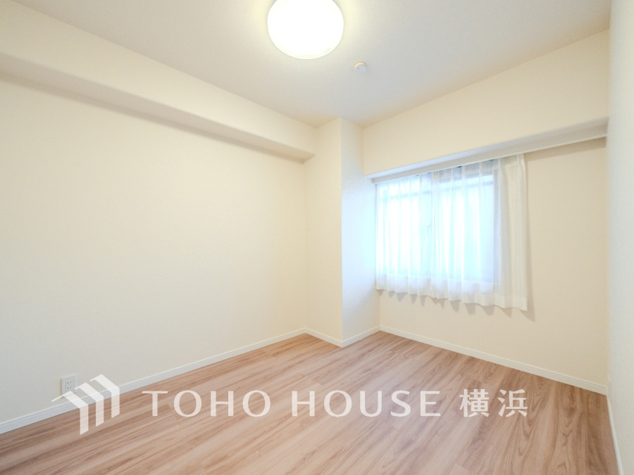 感性を育むプライベートルームはシンプルでスマートな空間。好みの空間で読書をしたり、音楽を聞いたりと一人の時間も充実したものにできます。