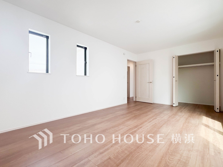 感性を育むプライベートルームはシンプルでスマートな空間。好みの空間で読書をしたり、音楽を聞いたりと一人の時間も充実したものにできます。