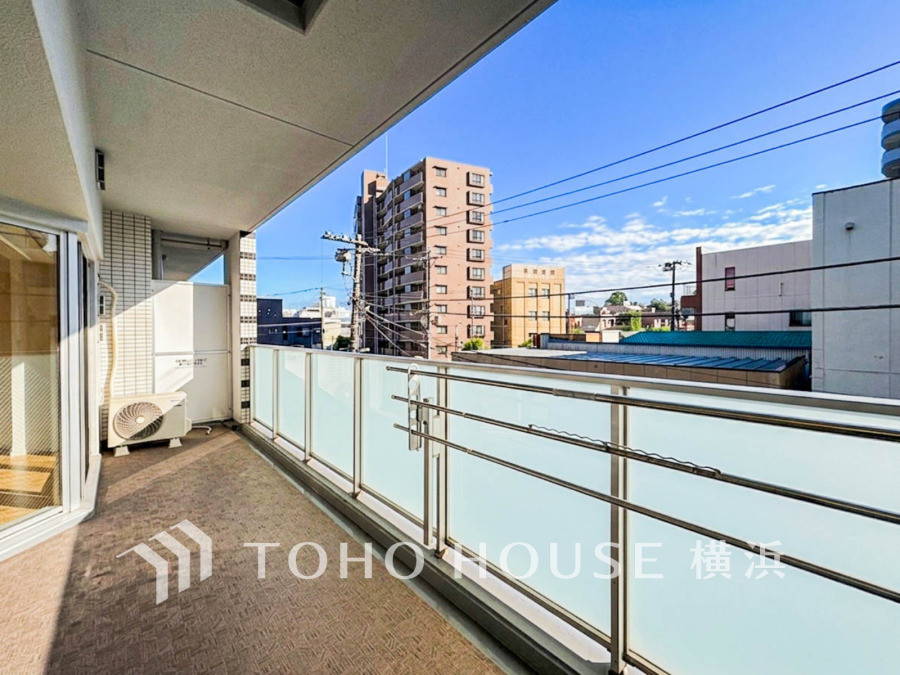 時の流れと共に装いを変える街の景観を独り占め。この街ならではの美しい風景を心ゆくまでお楽しみ下さい。